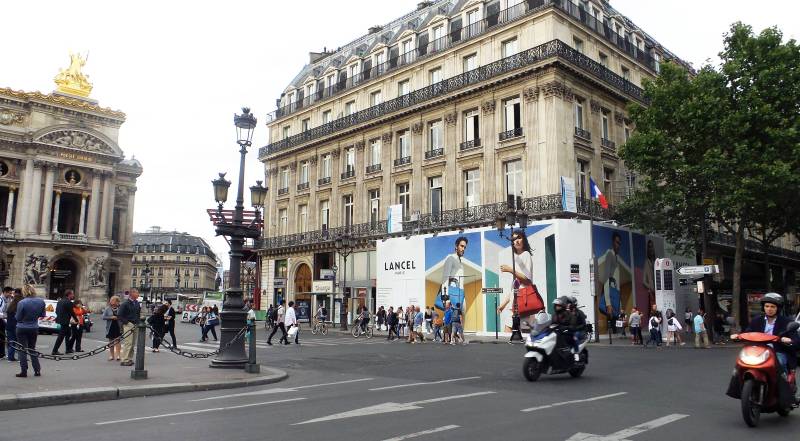 Habillage de palissade de chantier à Paris